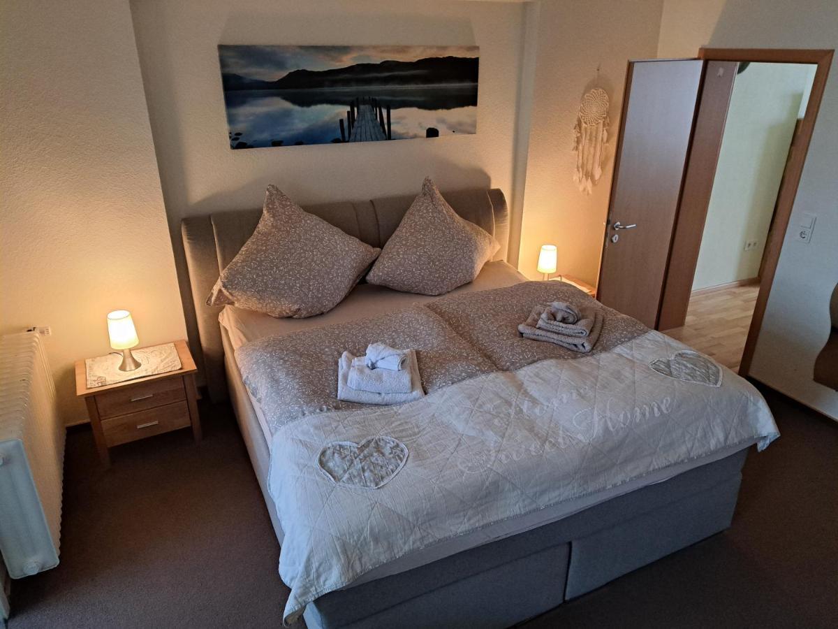 Ferienwohnung Eberhard Altes Winzerhaus Bullay Esterno foto